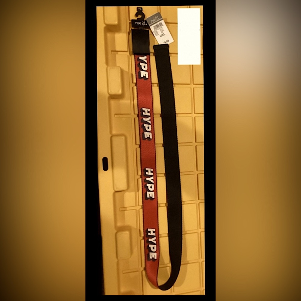 🐣  “HYPE” NO Hole Adjustable BELT w/Clamp ~ RARE NWT